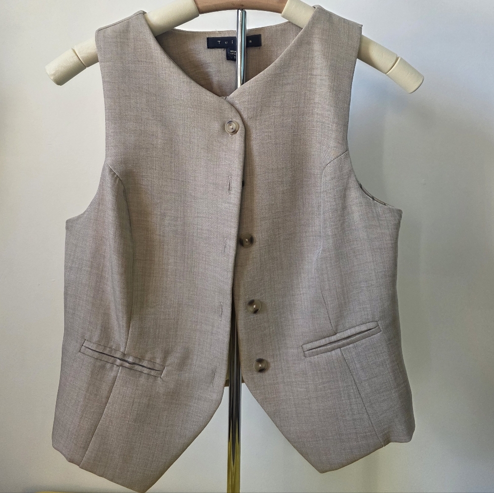 Like New Tullea Vest
